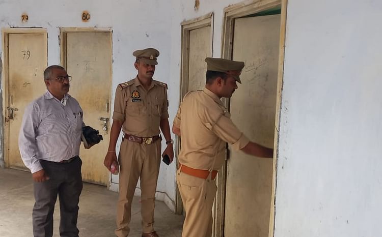 You are currently viewing Forensic Team Reached University, Collected Evidence – Ayodhya News