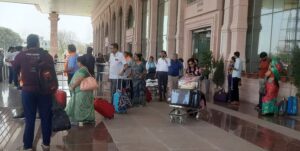 Read more about the article Delay In Flights Coming From Delhi Is Increasing The Problems Of Passengers – Ayodhya News