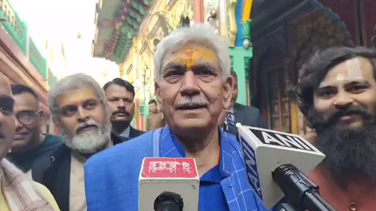 Read more about the article Lieutenant Governor Manoj Sinha Offered Prayer To Ramlala In Ayodhya. – Amar Ujala Hindi News Live – Ayodhya: Lieutenant Governor of Jammu and Kashmir had darshan of Ram Lalla, said